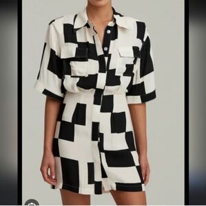 NWT C/MEO Collective Geometric Mini Dress Size Medium